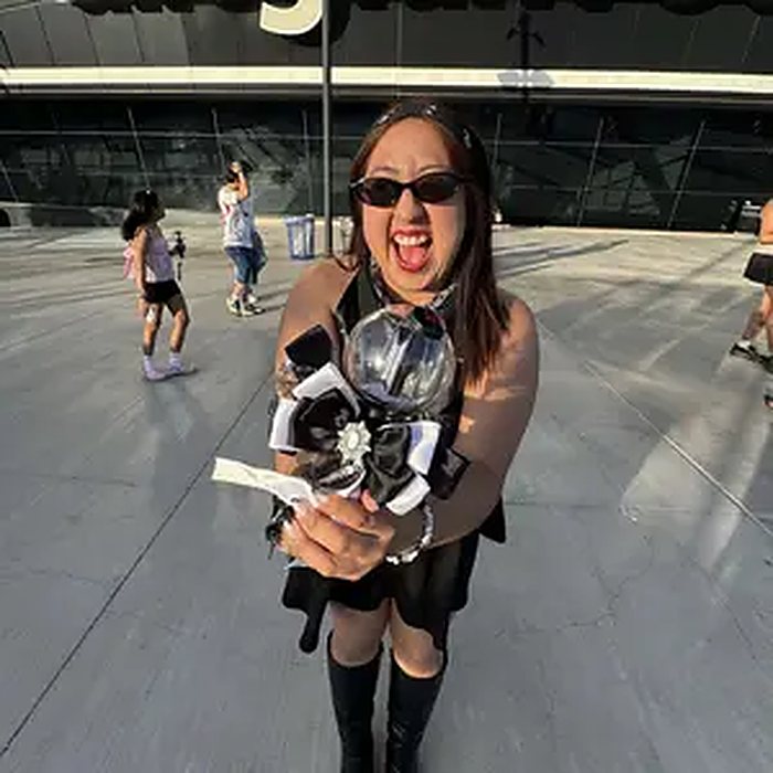 Customer wearing Saint & Sol sunglasses